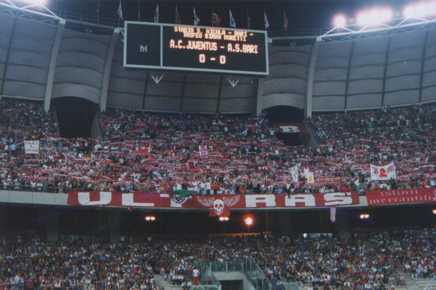 Bari-Juve 00-01 Torneo Moretti